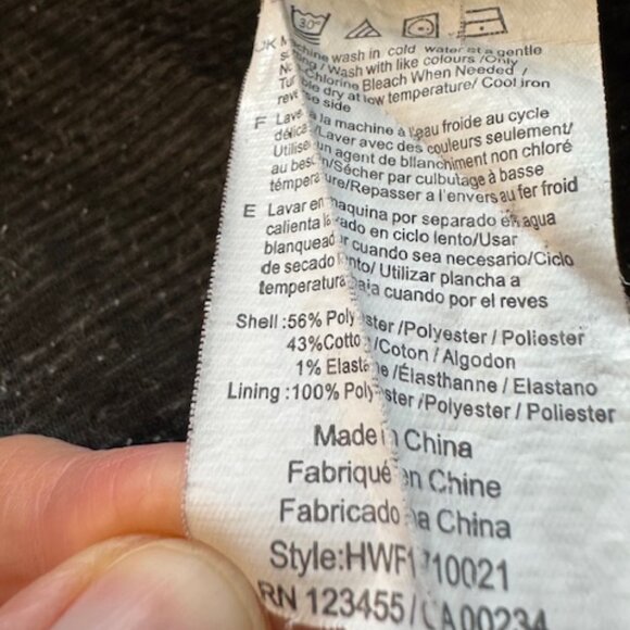 Halston Black and White Blouse, Size Large - Picture 7 of 7